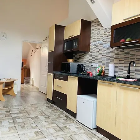 Apartman R-andi Fészek